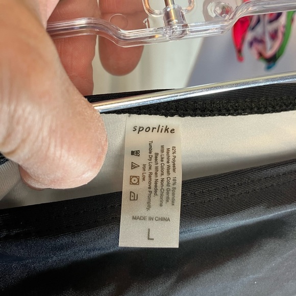 Bikini Swimsuit Size Large -2 Piece - Lattice Bottoms - Picture 7 of 10